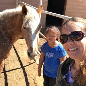 Meet your Posher, Cindy